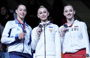 app podium hoop ph simone ferraro sfa02816 copia